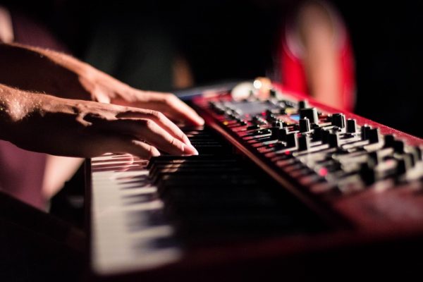 Die Entwicklung der elektronischen Musik in Deutschland – Von Kraftwerk bis heute